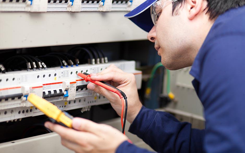 tarif horaire d'un électricien Lognes