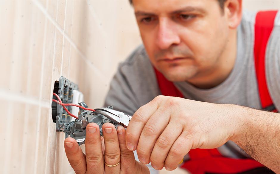 tarif horaire d'un électricien Lognes